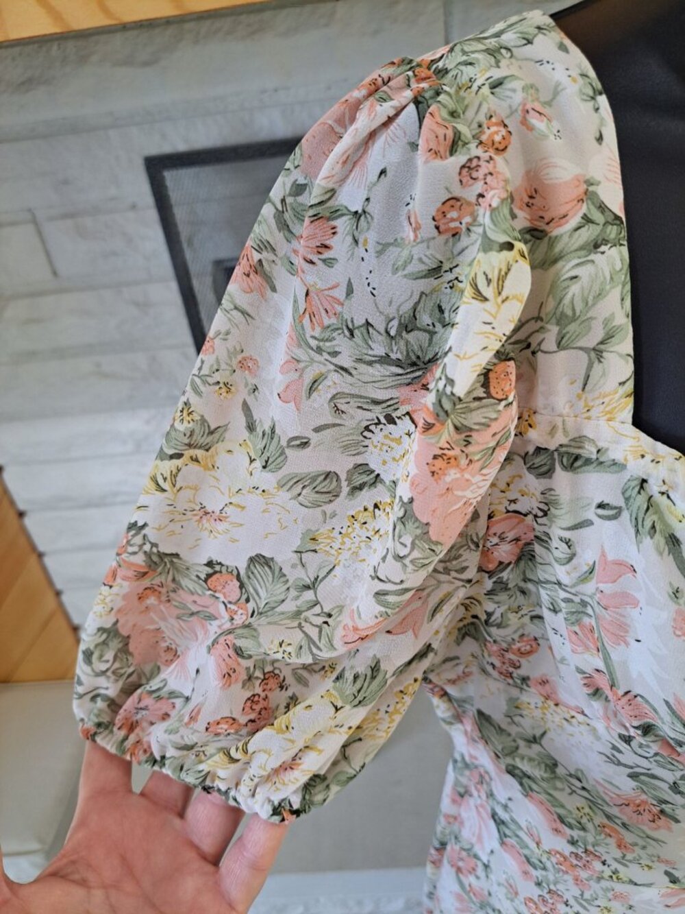 Sunday Up Floral Puff Sleeve Dress Lace-Up Front & Elastic Back Midi Milkmaid M - Picture 4 of 11